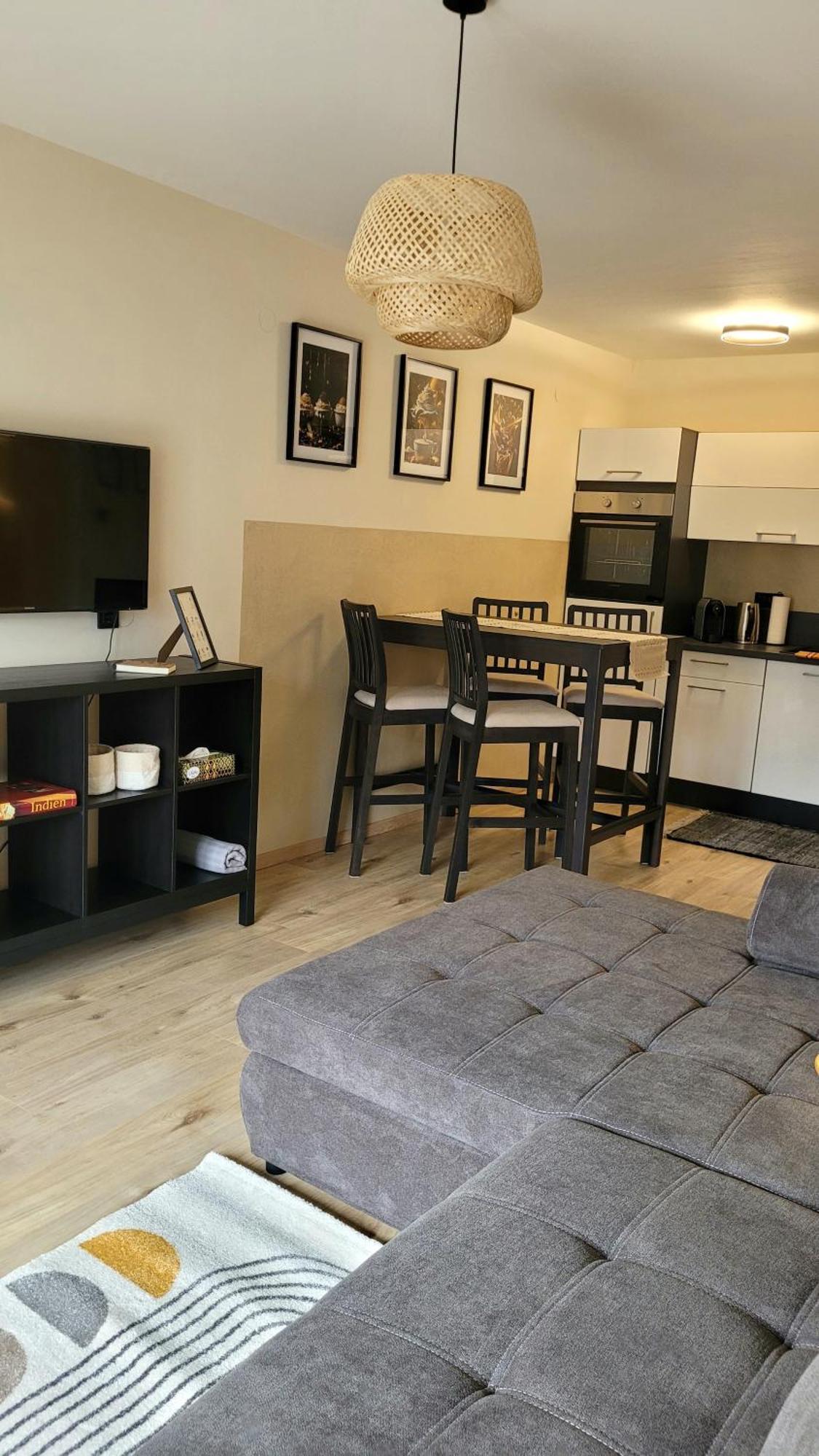 שלאדמינג Sunrise Apartment מראה חיצוני תמונה